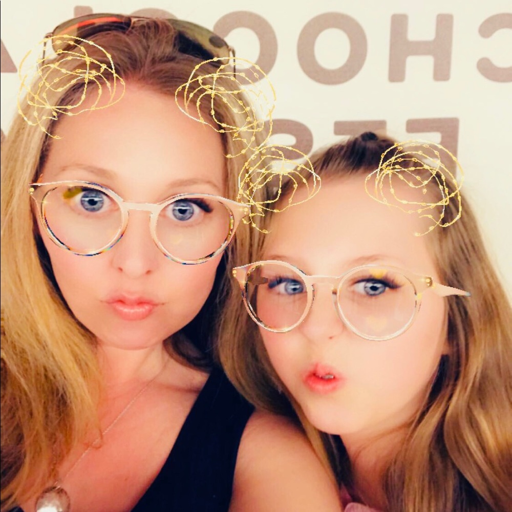 Meet your Posher, Tiffany